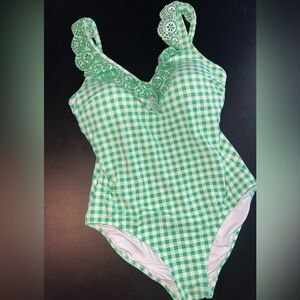 Draper James X Land’s End Ruffle V-neck One Piece Swimsuit Size 12 EUC